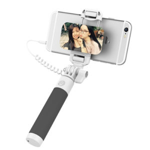 Wired selfie stick
