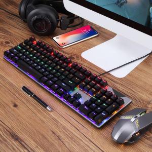 New light-emitting game green axis eat chicken games desktop full key no impact 104 key real mechanical keyboard