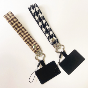 Silver flower buckle wrist lanyard