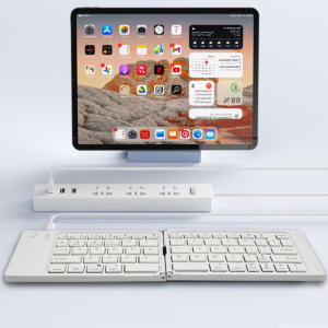 Folding Bluetooth keyboard