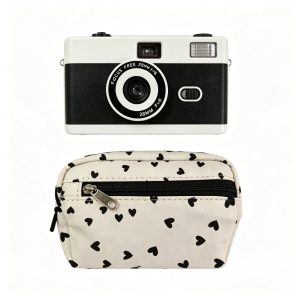 35mm Reusable Film Camera with Heart‑Pattern Travel Pouch Set